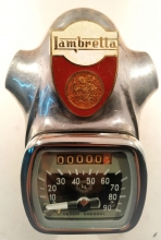 Cuentakm. Velocmetro Lambretta con soporte